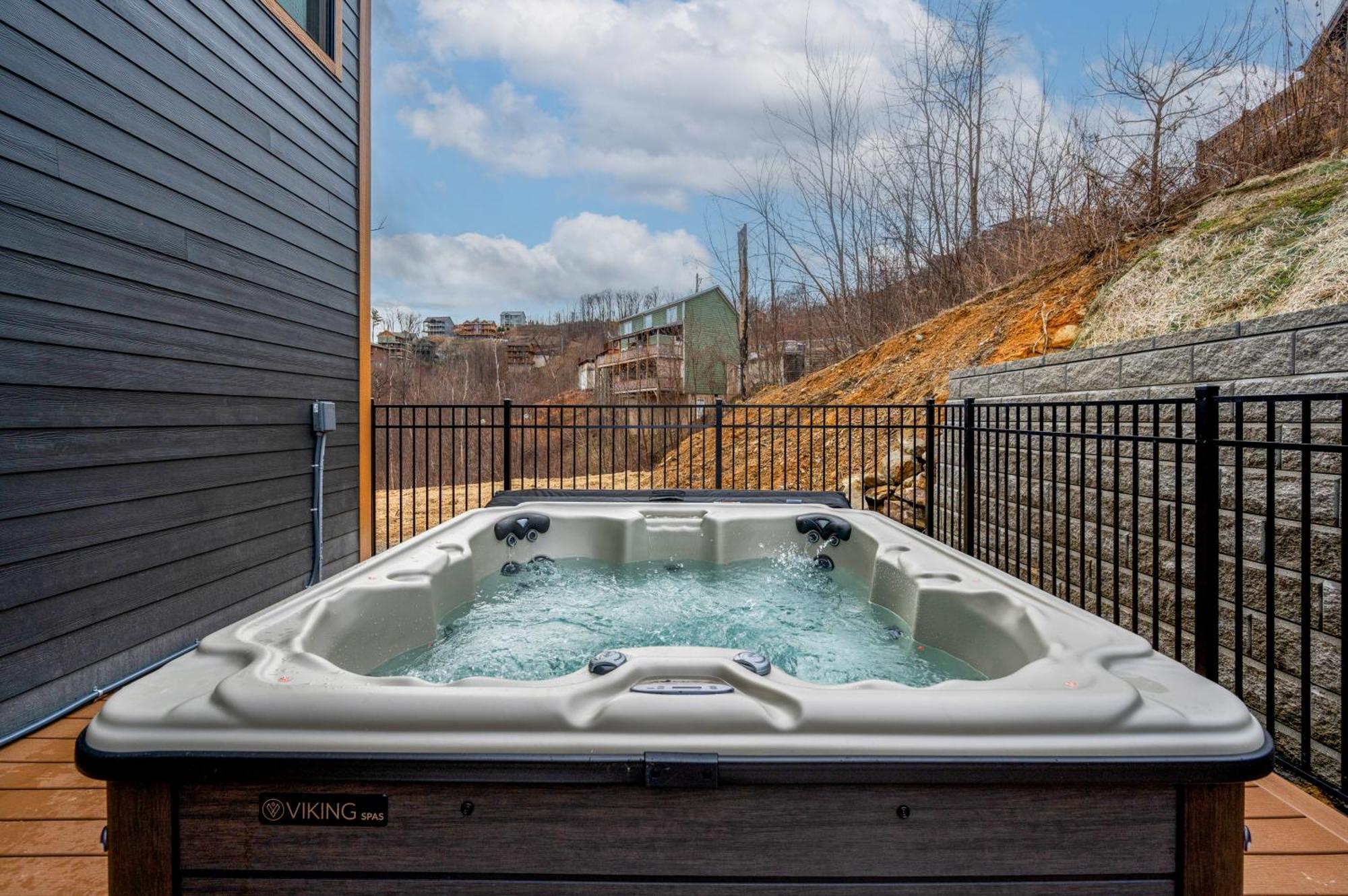 Mountain Mermaid Villa Gatlinburg Exterior photo